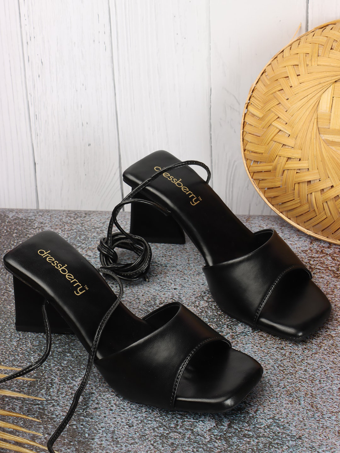 

DressBerry Black Open Toe Block Heel Gladiators