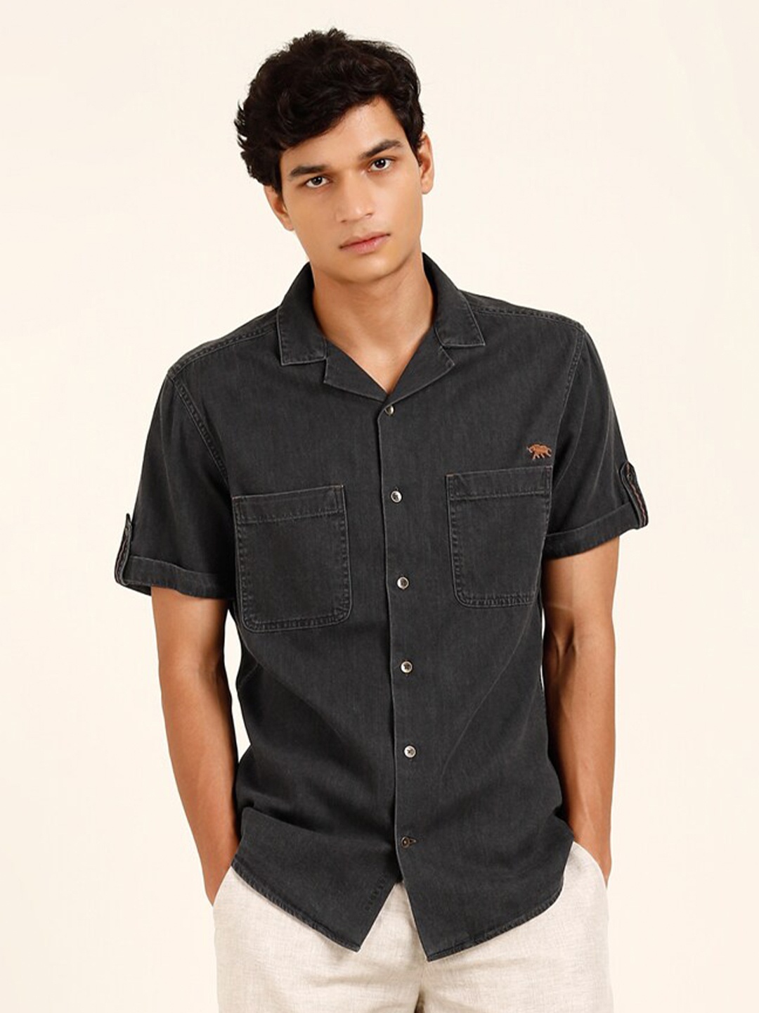 

Andamen Men Indigo Royal Rover Cotton Shirt, Black