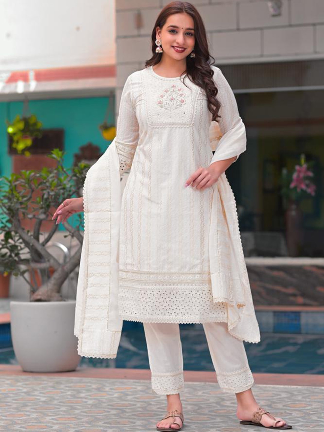 

Ittarr Woven Design Mirror Work Pure Cotton Kurta With Trousers & Dupatta, Cream