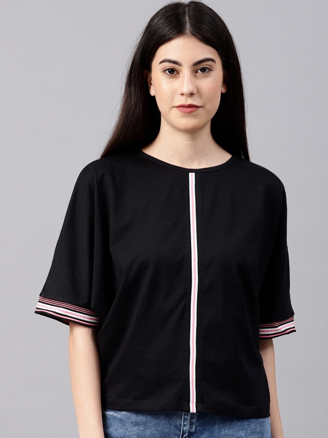 

Mast & Harbour Black Extended Sleeves Pure Cotton Boxy Top