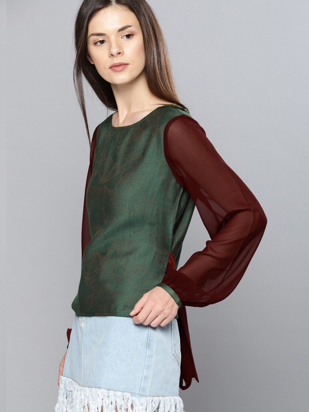 

Mast & Harbour Tropical Printed Cuffed Sleeves Tie Ups Detail Top, Green