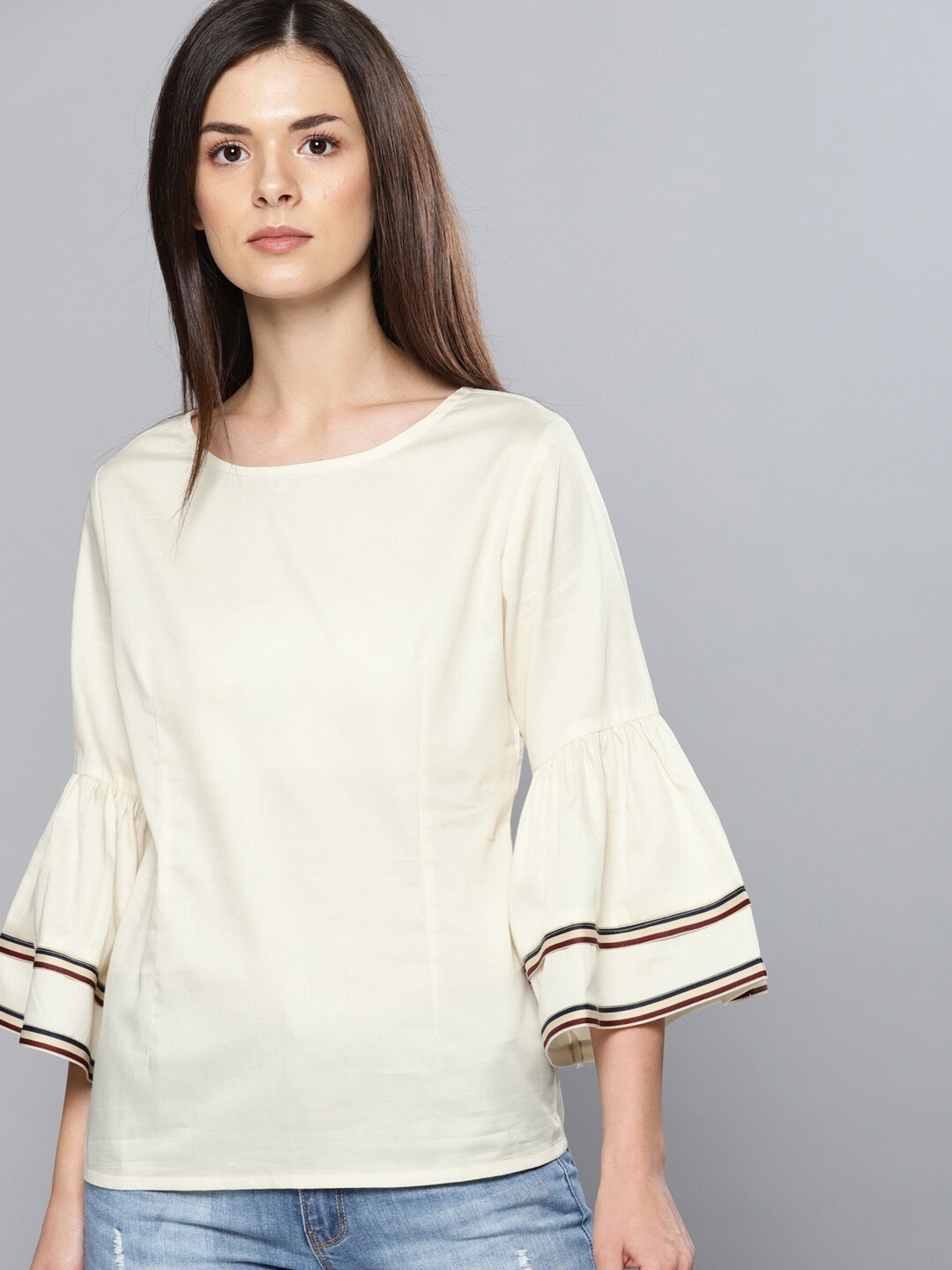 

Mast & Harbour Off White Bell Sleeve Regular Top