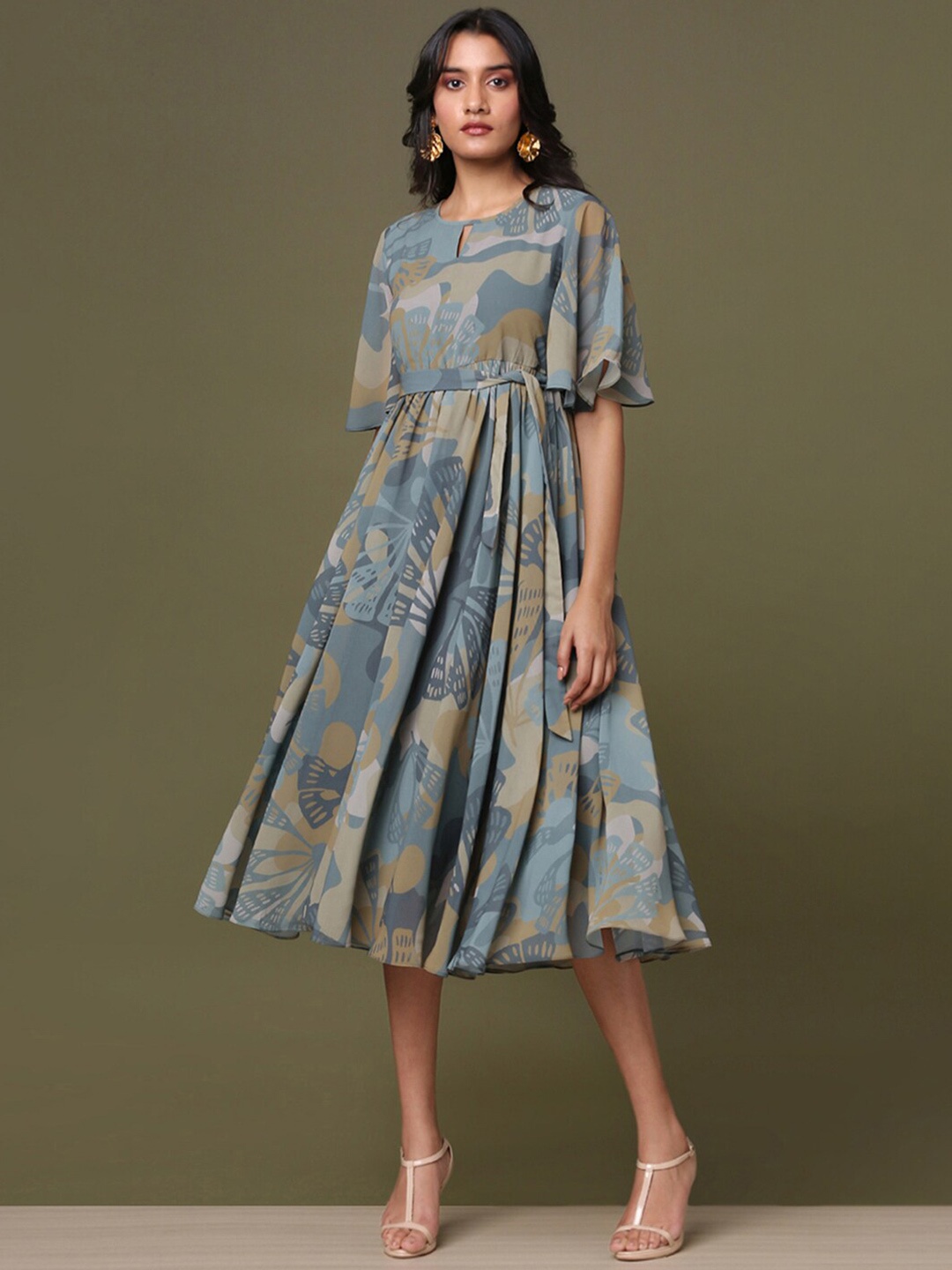 

Marigold Lane Floral Printed Flared Sleeve Midi Dress, Olive