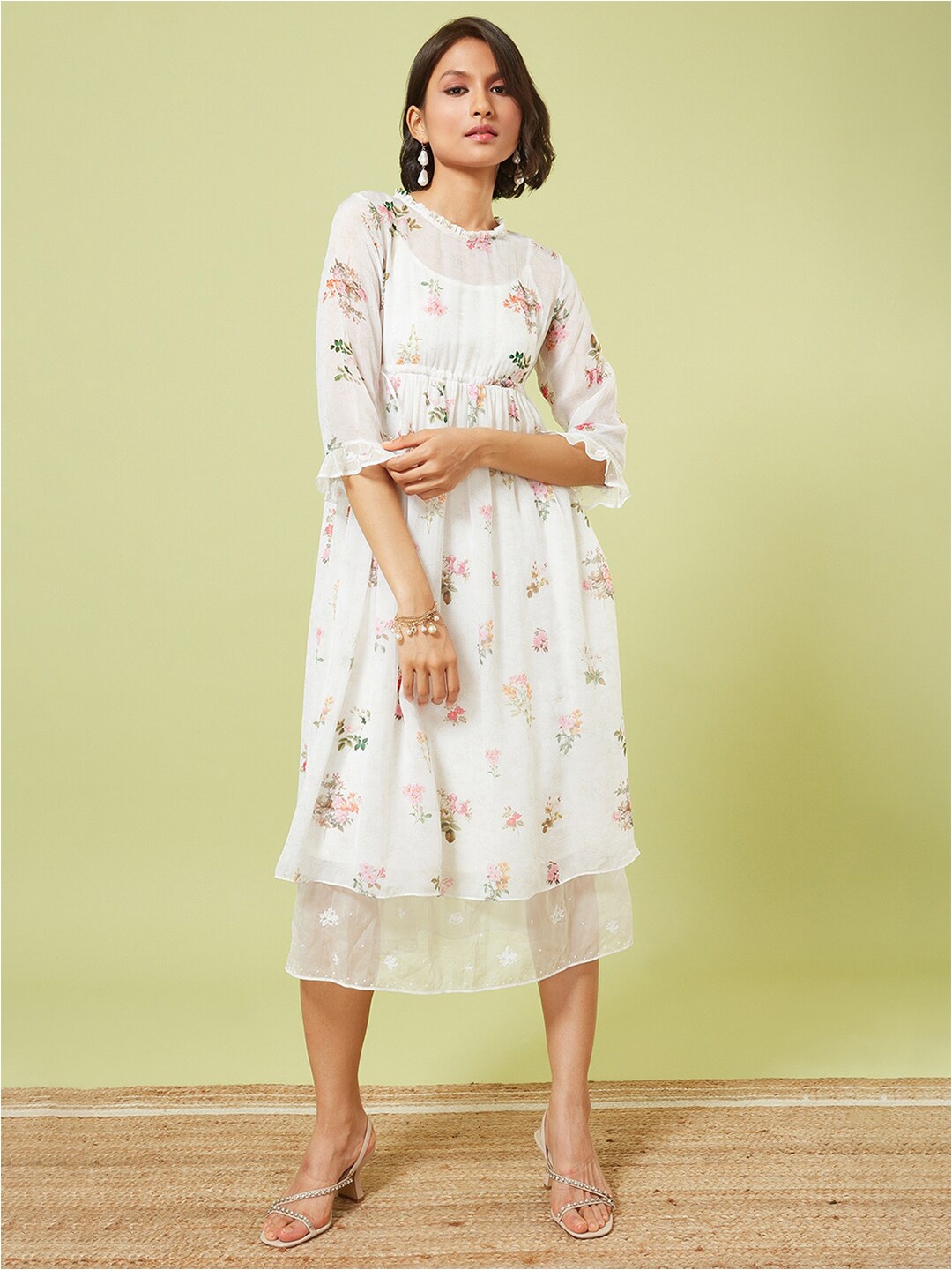 

Marigold Lane Floral Print Round Neck Layered Empire Midi Dress, White