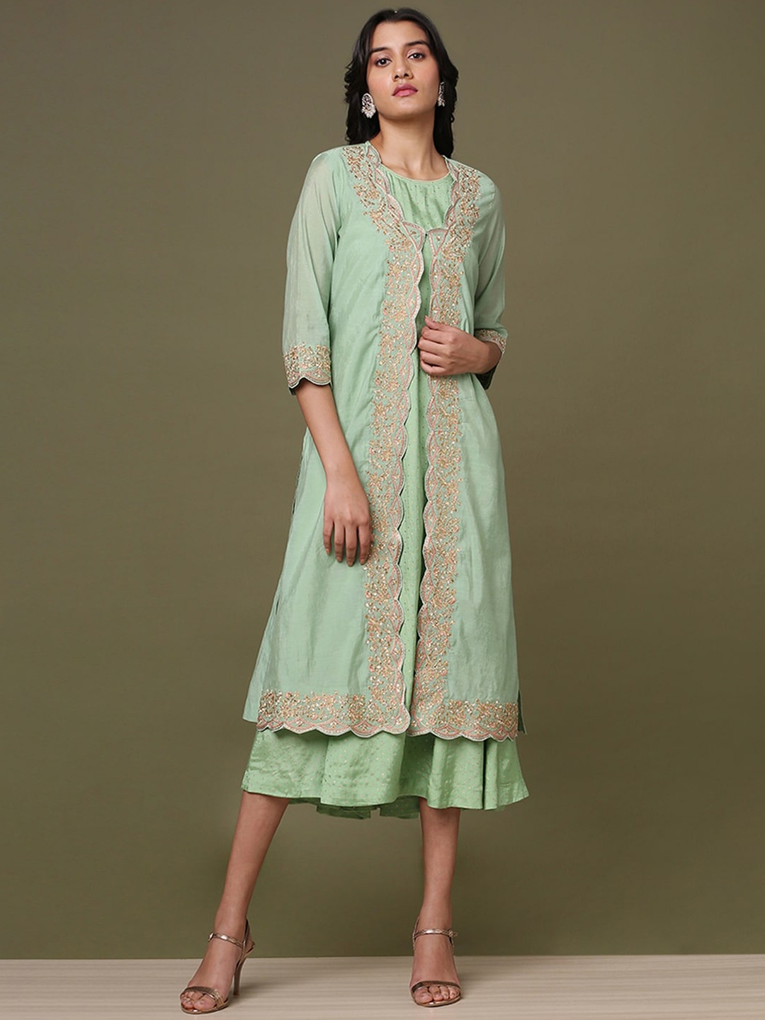 

Marigold Lane Embroidered Longline Tailored Jacket, Green