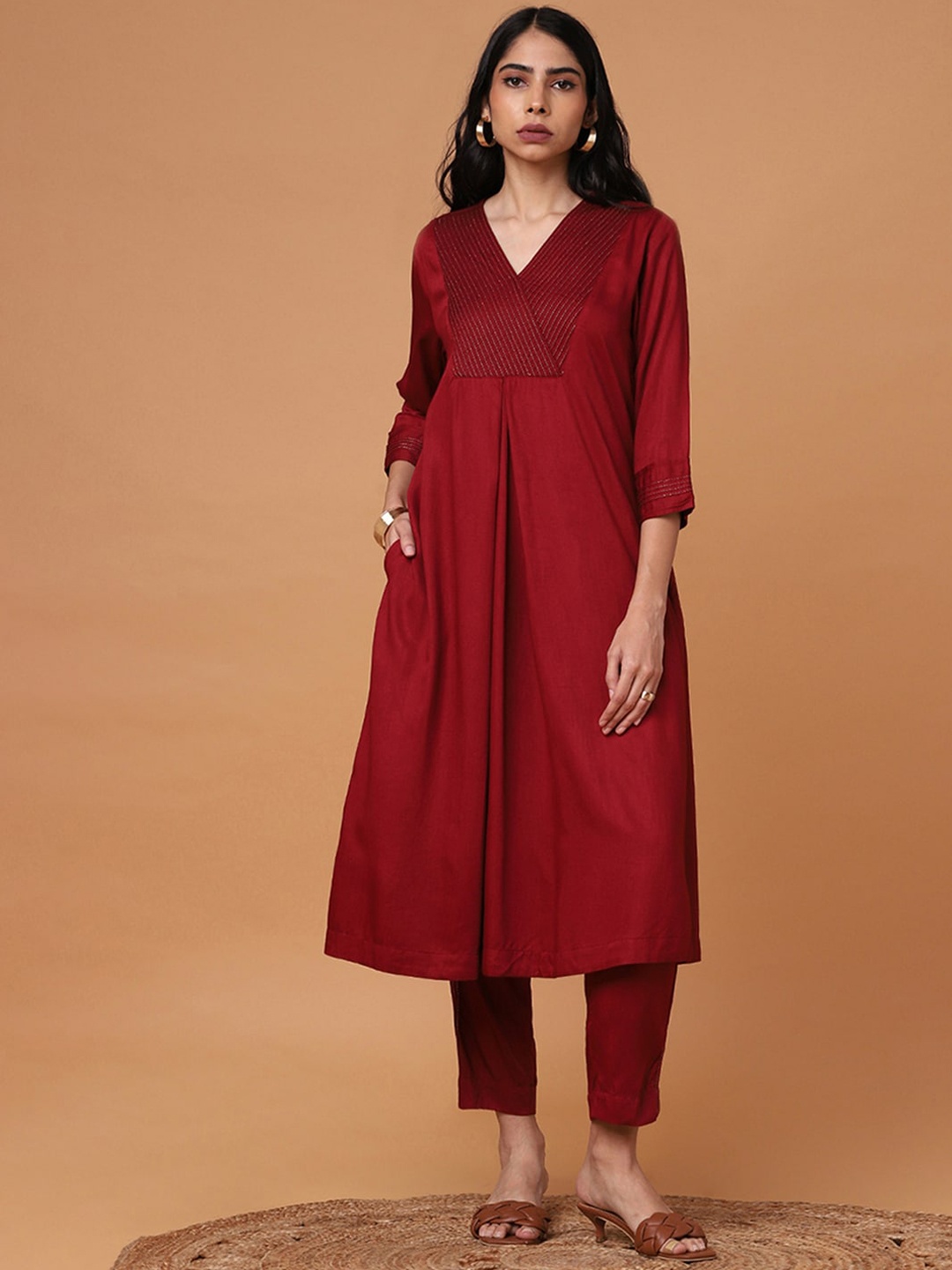 

Marigold Lane V-Neck Thread Work A-Line Kurta, Maroon