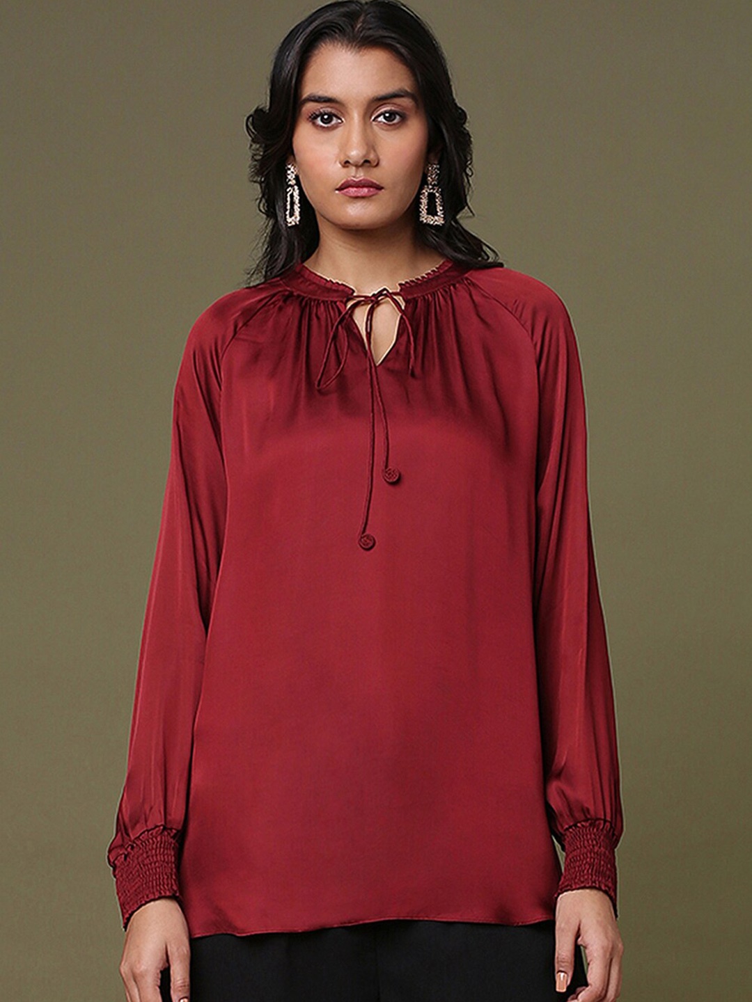 

Marigold Lane Tie-Up Neck Puff Sleeved Top, Maroon