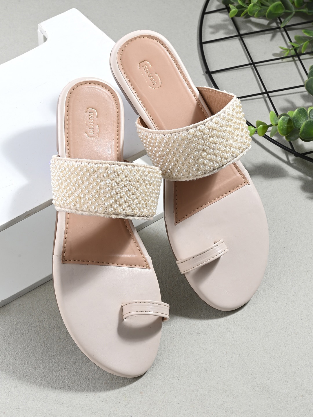 

PANAHI Women Embellished Mesh One Toe Flats, Off white