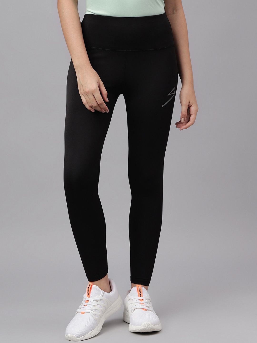

UNPAR Women Quick Dry Tights, Black