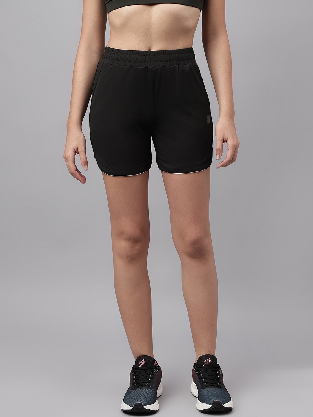 

UNPAR Women Mid-Rise Sports Shorts, Black
