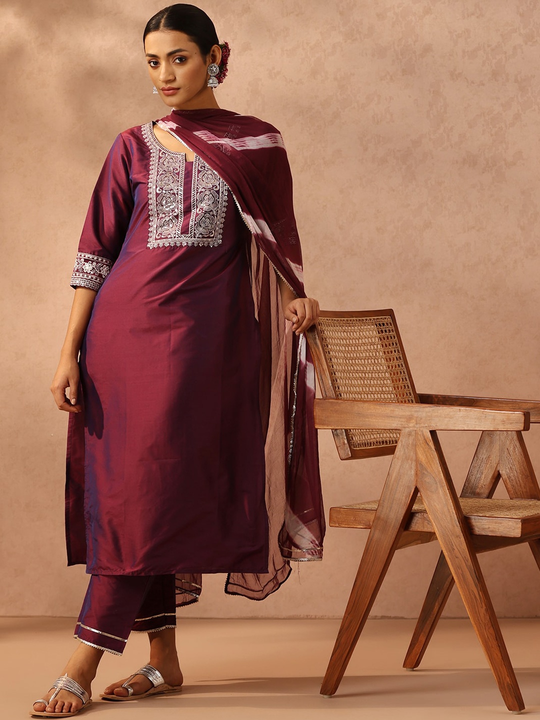 

Libas Purple Floral Yoke Design Regular Straight Kurta & Trousers With Dupatta