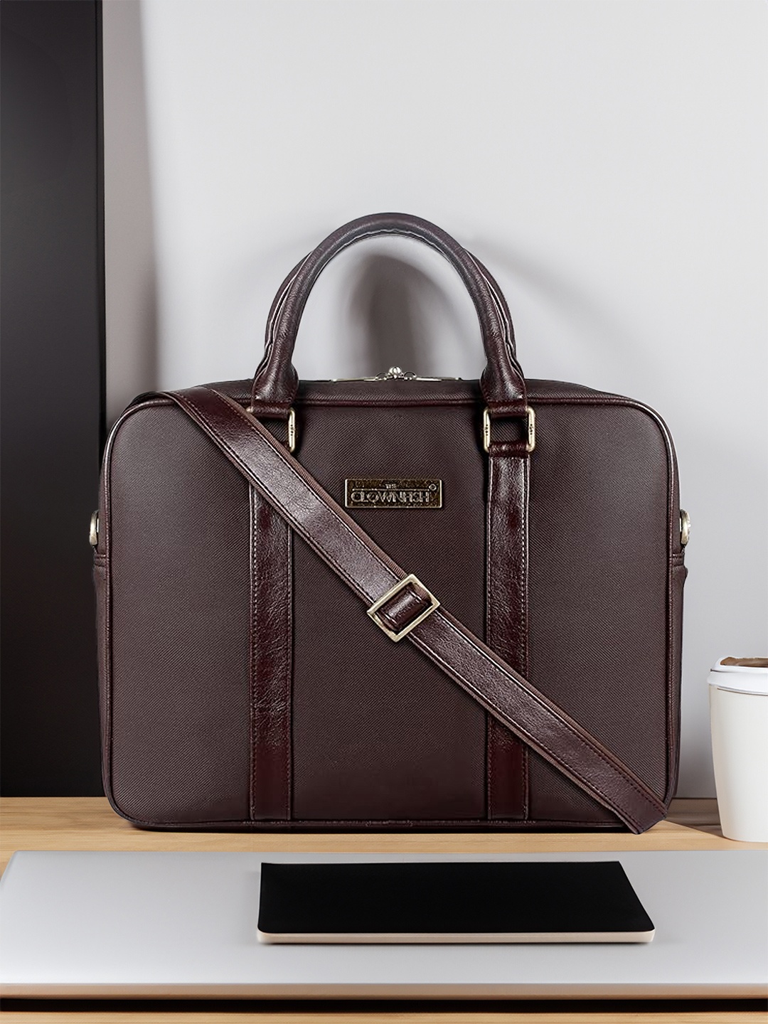 

THE CLOWNFISH Cronan Leather 14 Inch Laptop Bag, Brown