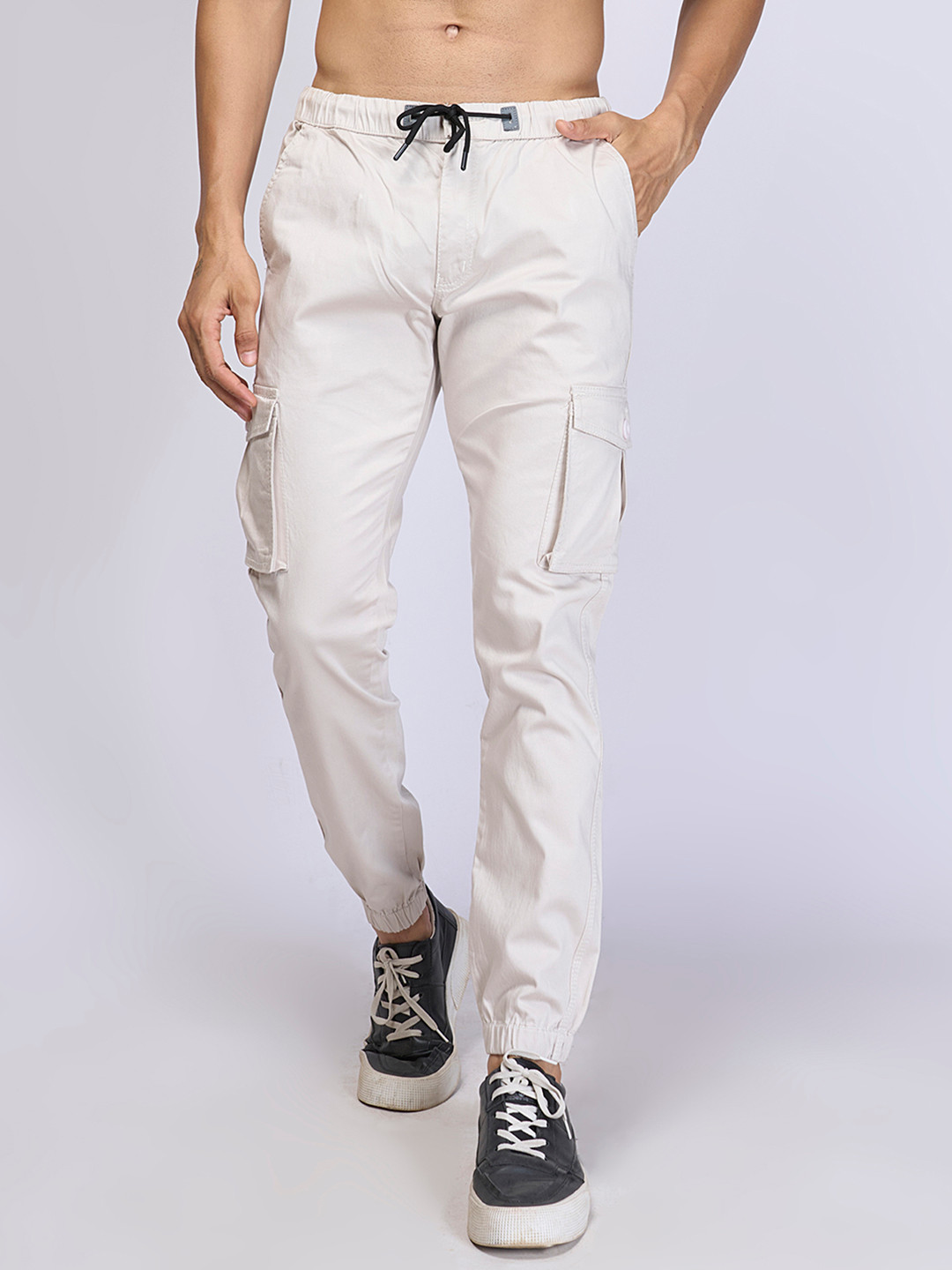 

MARK & ALBERT Men Urban Slim Mid Rise Cotton Cargos, White