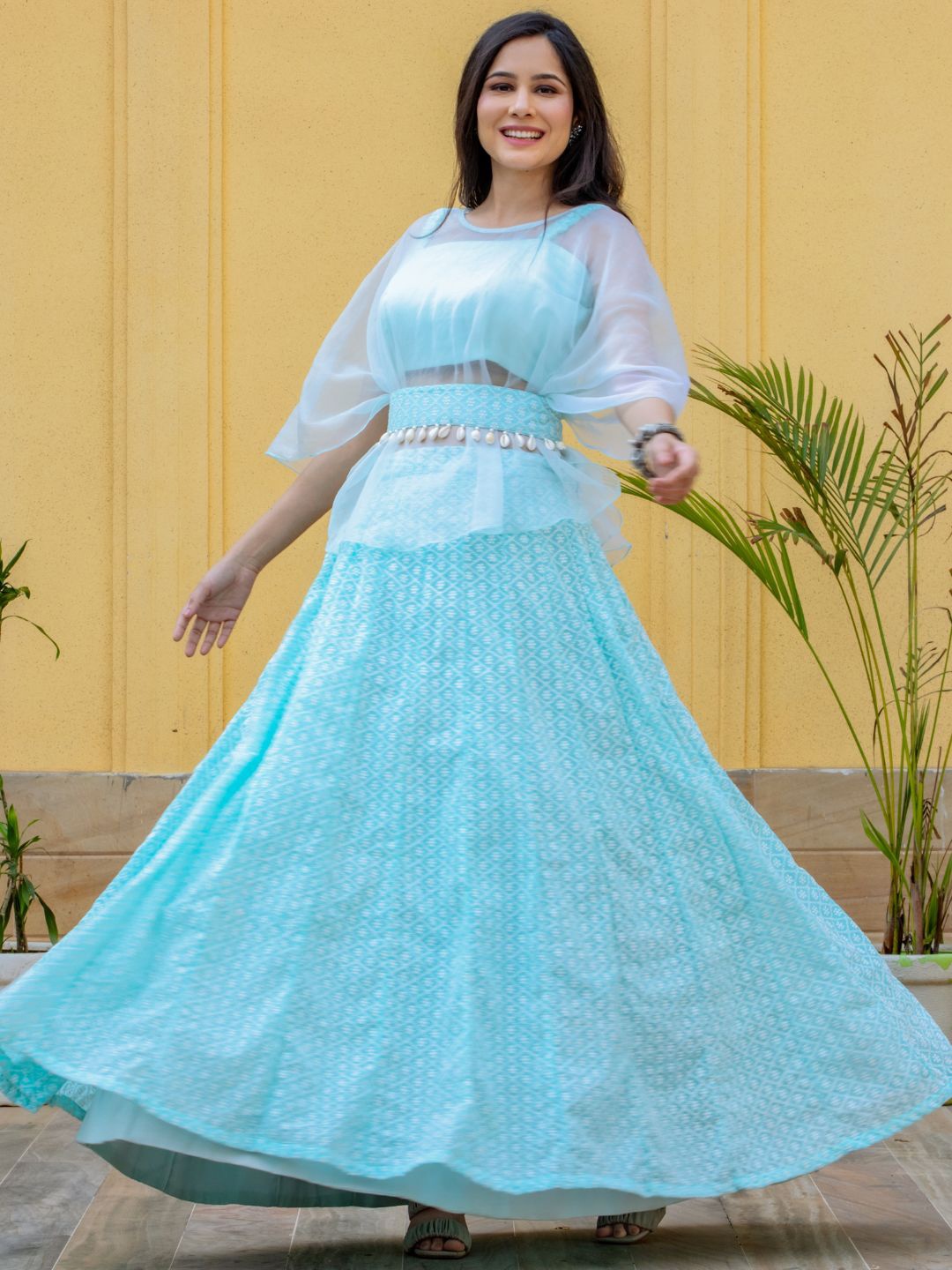 

HOUSE OF JAMOTI Thread Work Ready to Wear Lehenga & Blouse, Blue