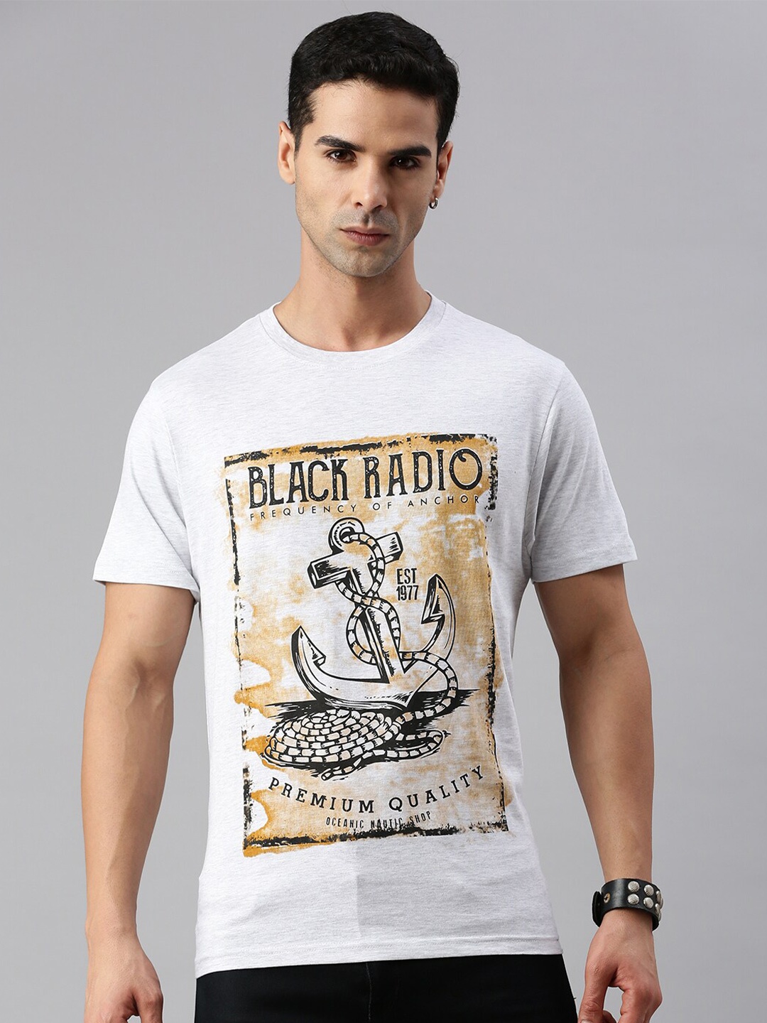 

BLACK RADIO Graphic Printed Cotton T-shirt, Off white