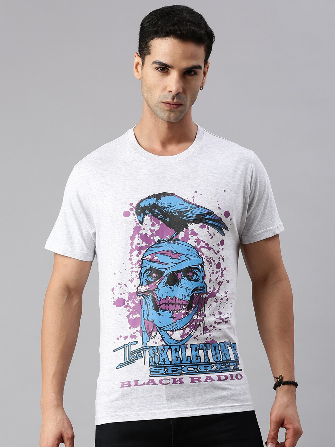 

BLACK RADIO Graphic Printed Cotton T-shirt, Off white
