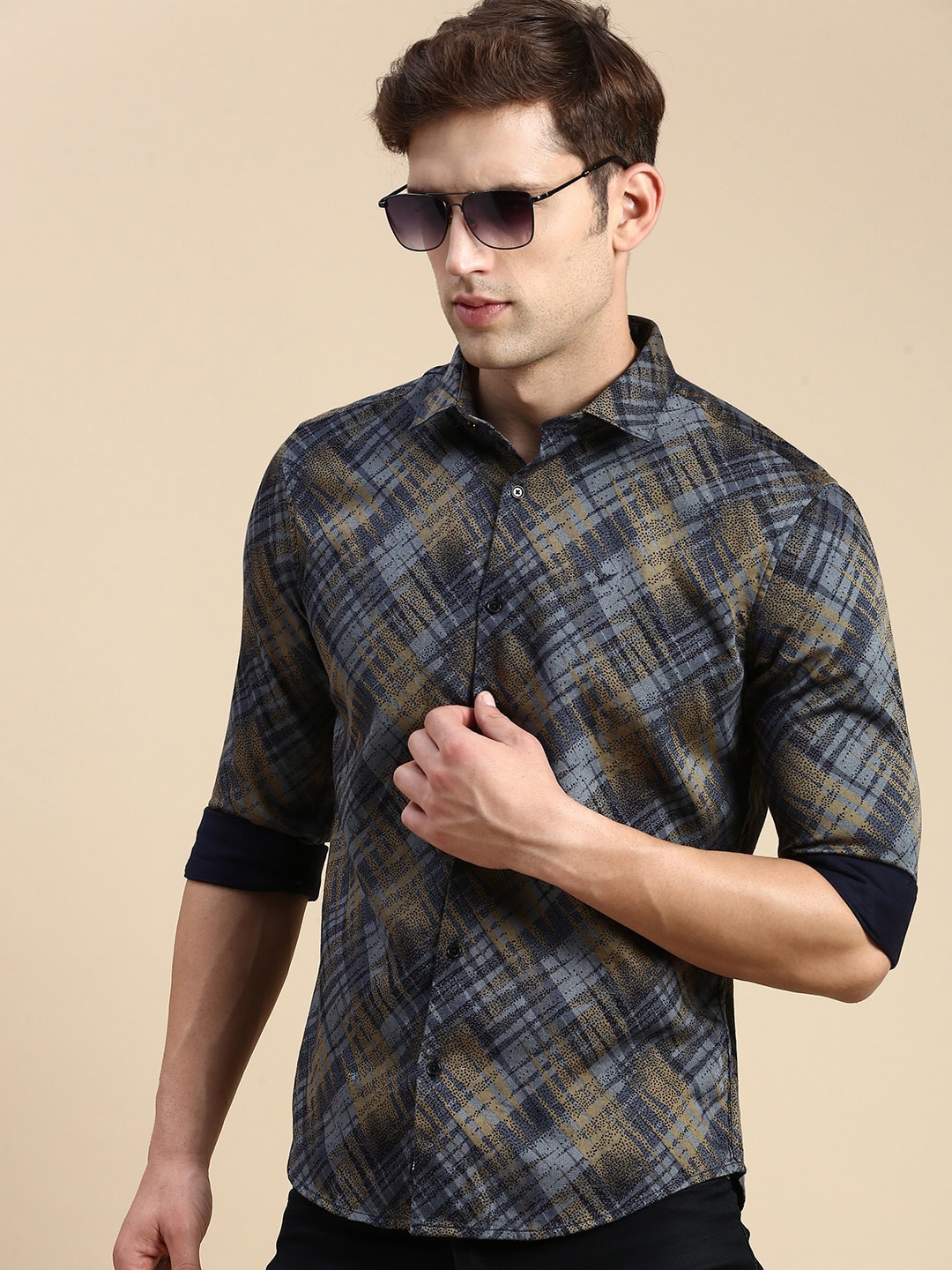 

SHOWOFF Abstract Printed Comfort Slim-Fit Cotton Casual Shirt, Green