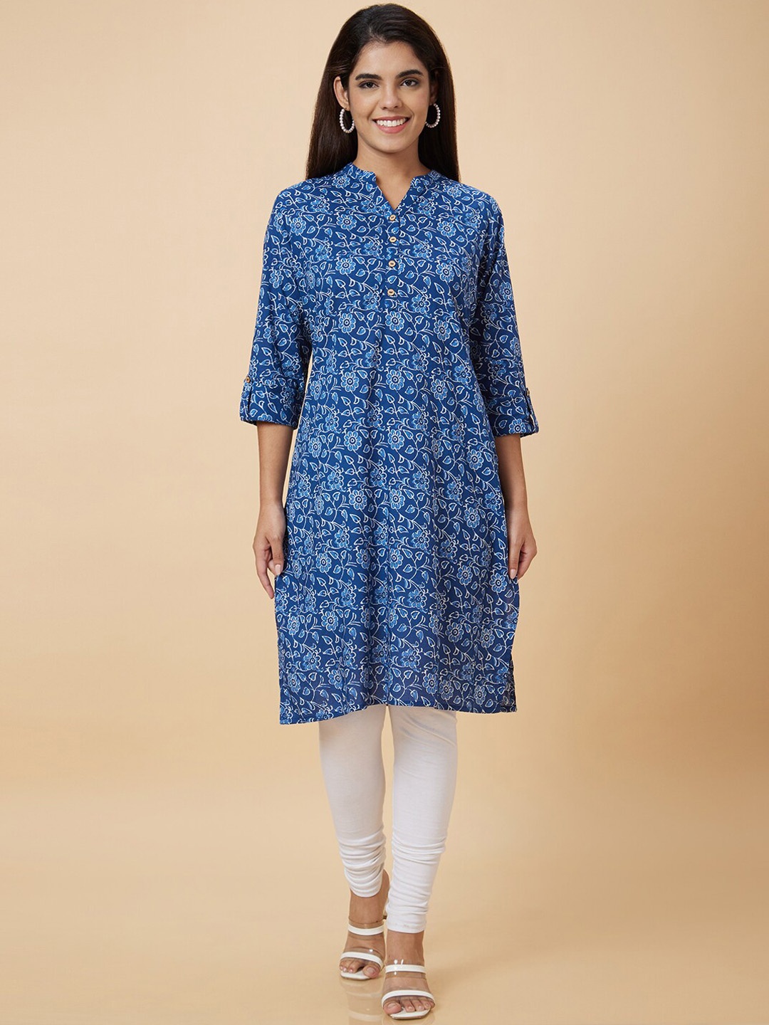 

Globus Floral Printed Pure Cotton Kurta, Blue