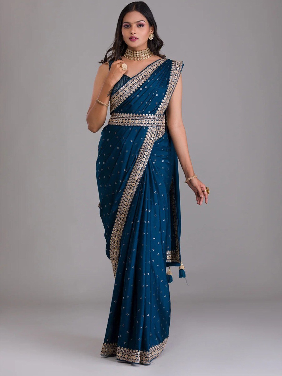 

VEERAX Embellished Sequinned Pure Georgette Saree, Blue
