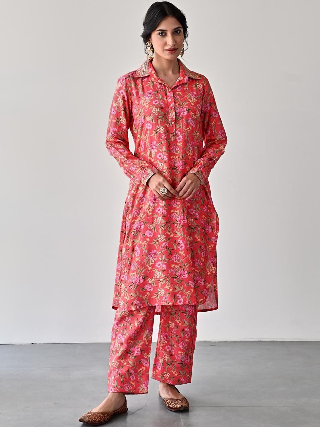 

Meena Bazaar Floral Printed Regular Kurta With Trousers, Pink