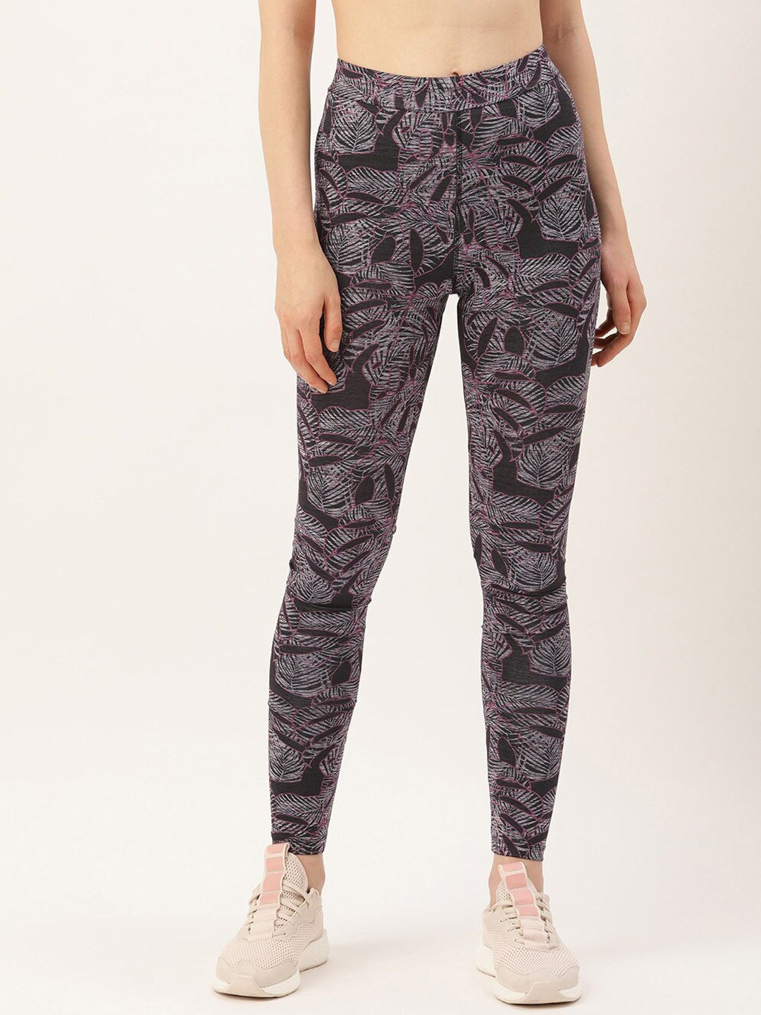 

Mast & Harbour Women Floral Printed Mid-Rise Tights, Black