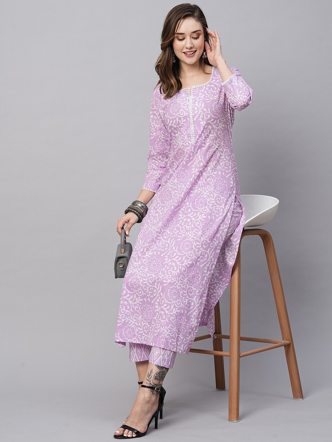 

KALINI Ethnic Motifs Printed Regular Kurta with Trousers, Purple