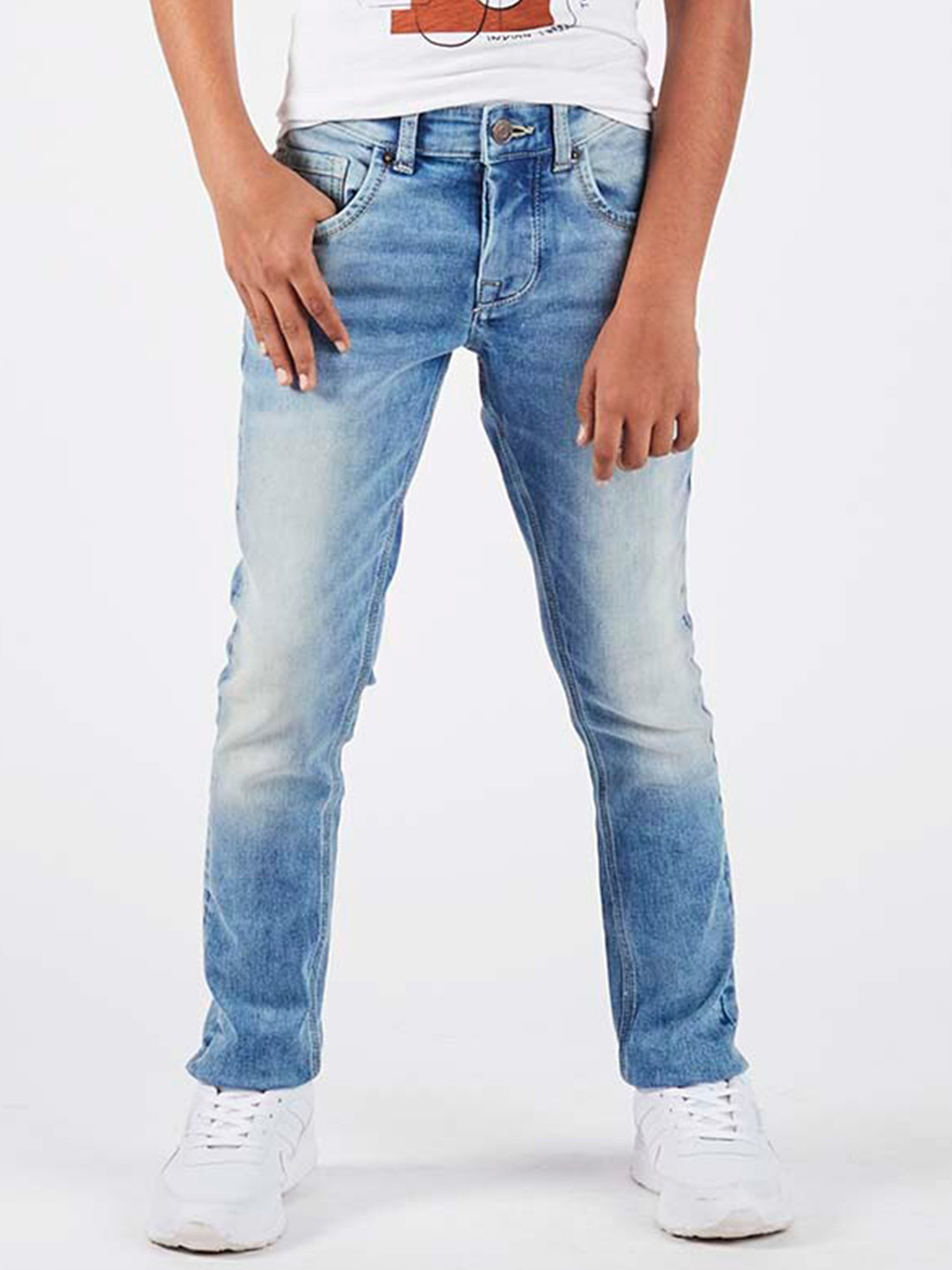 

Indian Terrain Boys Mid-Rise Heavy Fade Pure Cotton Jeans, Blue
