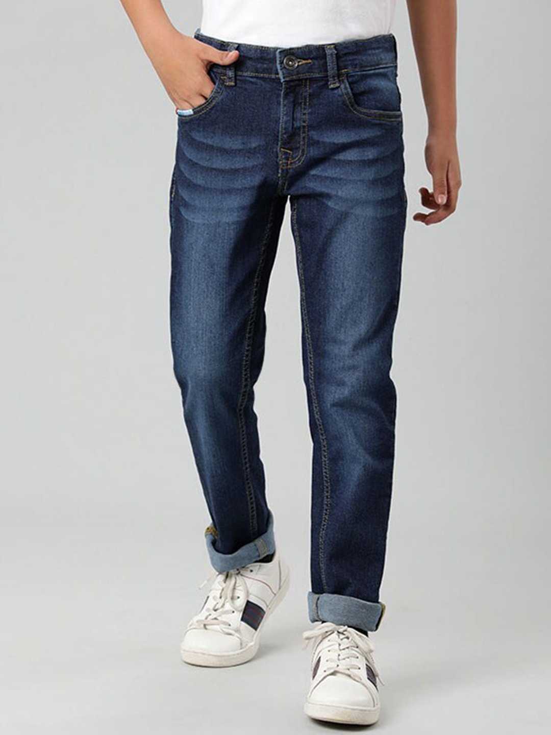

Indian Terrain Boys Mid-Rise Light Fade Pure Cotton Jeans, Blue
