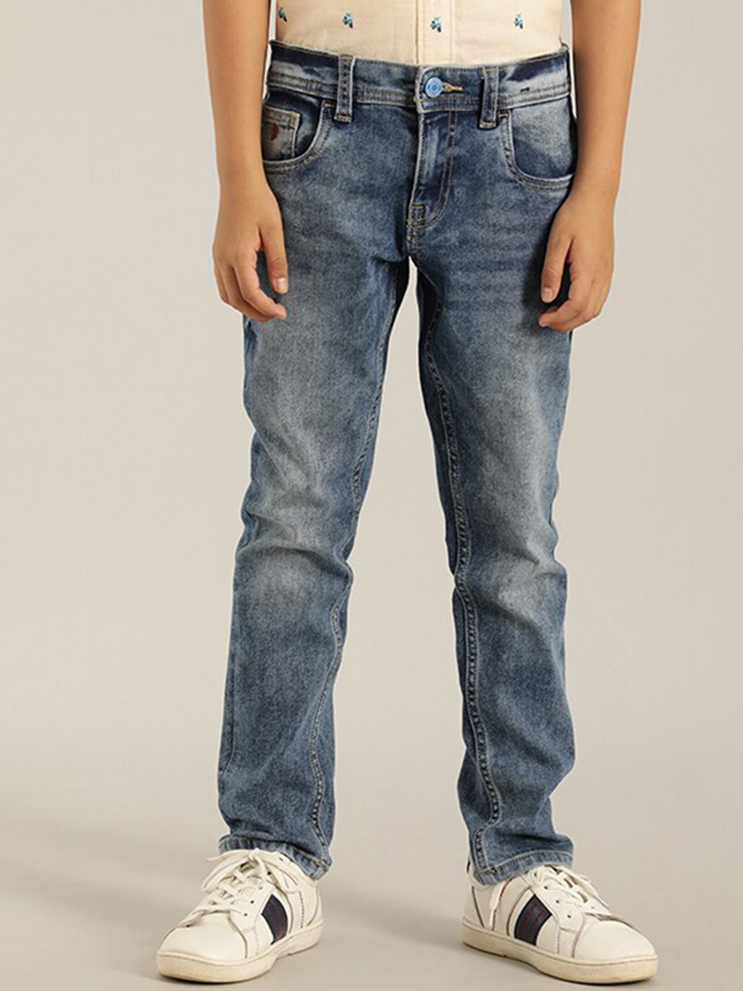 

Indian Terrain Boys Mid-Rise Heavy Fade Pure Cotton Jeans, Blue