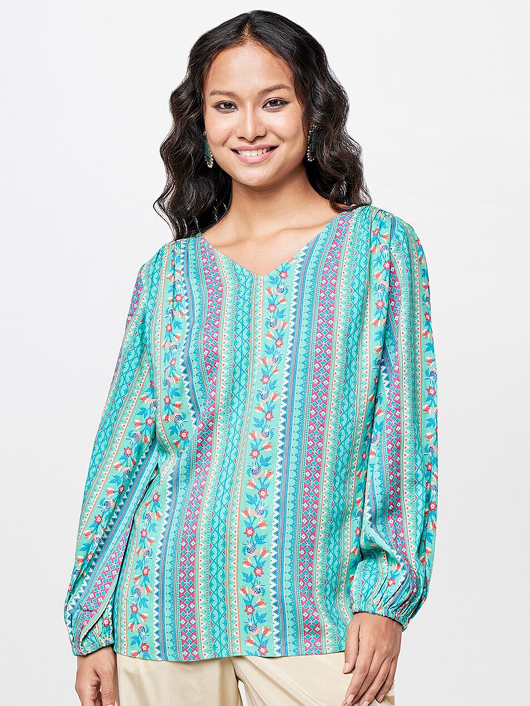 

Global Desi Floral Printed V-Neck Puff Sleeves Top, Blue