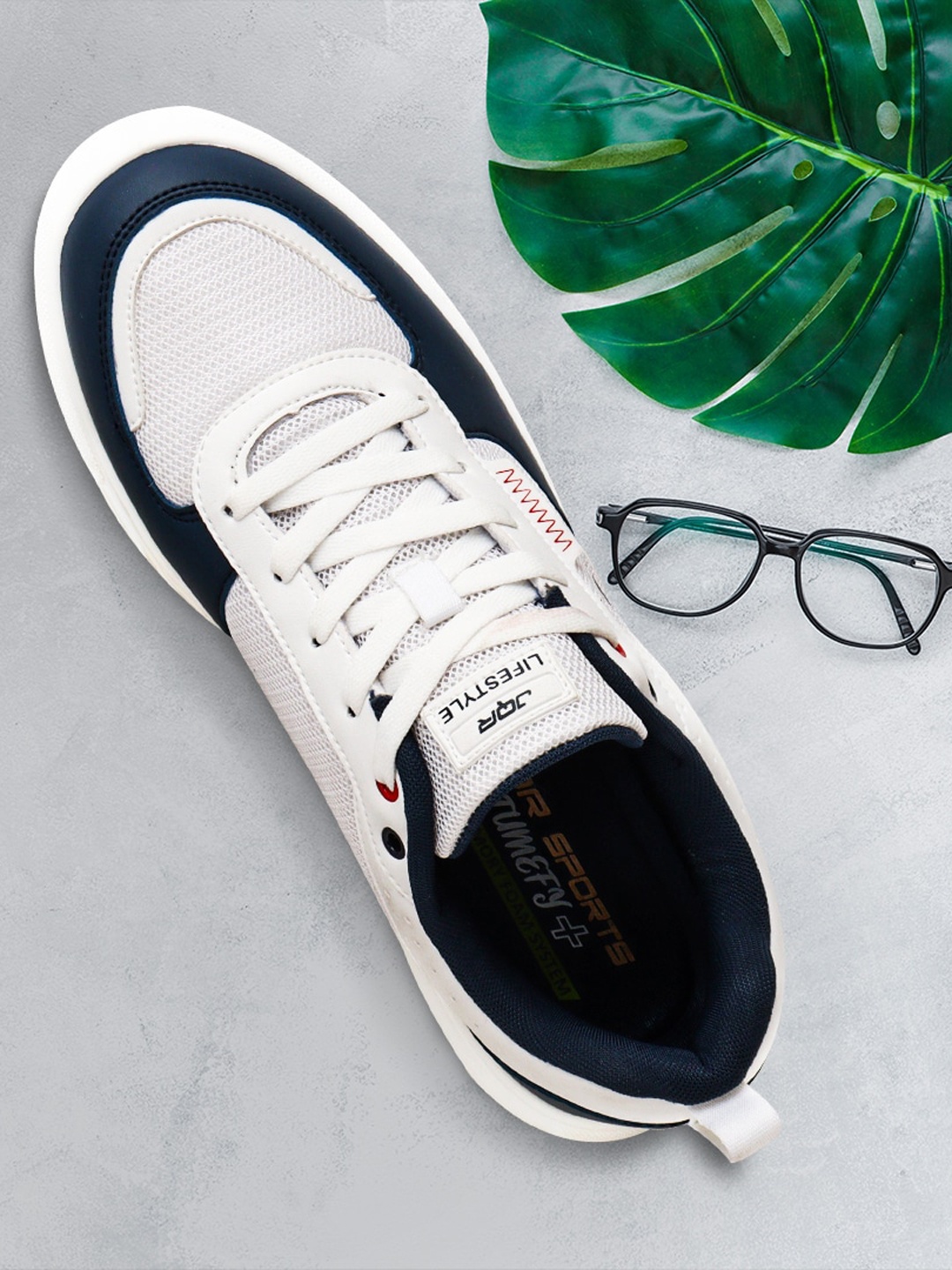 

JQR Men STYLE-005 Colourblocked Sneakers, White