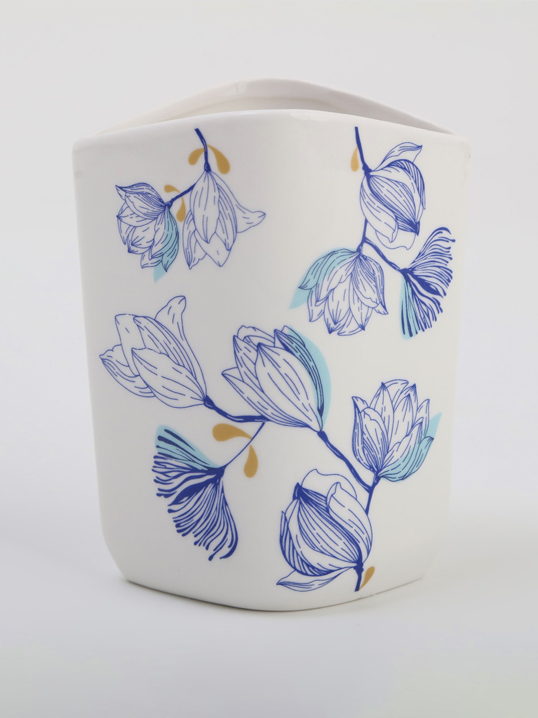 

Home Centre White Floral Printed Nova-Santorini Ceramic Tumbler