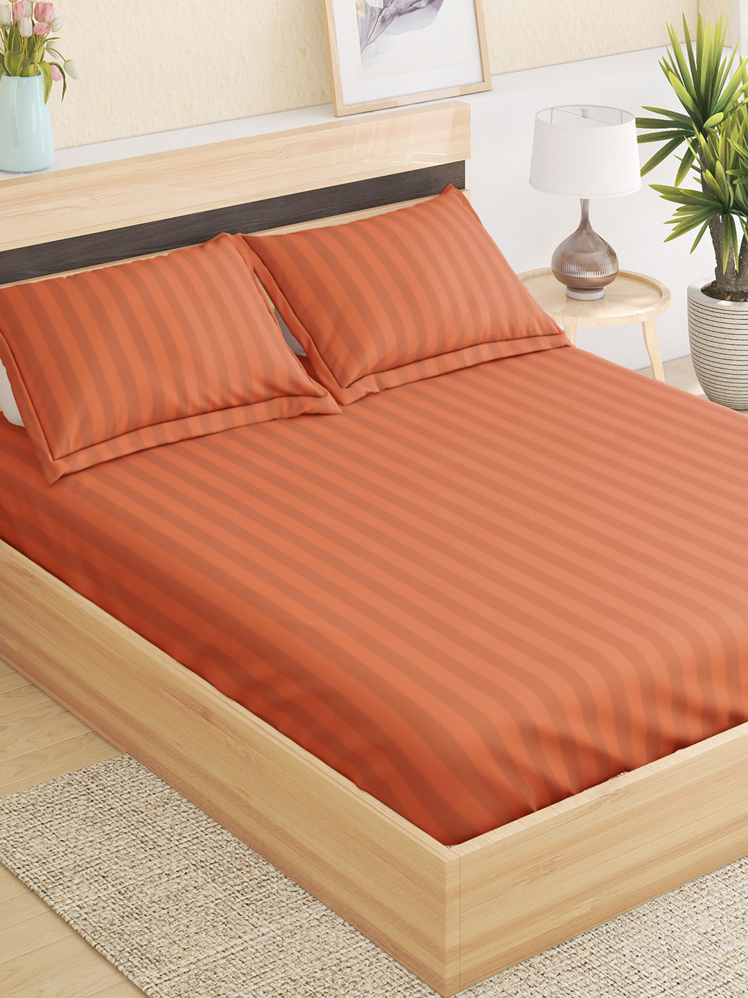 

Home Centre Pacific Juniper Coral Striped 144 TC Queen Bedsheet With 2 Pillow Covers
