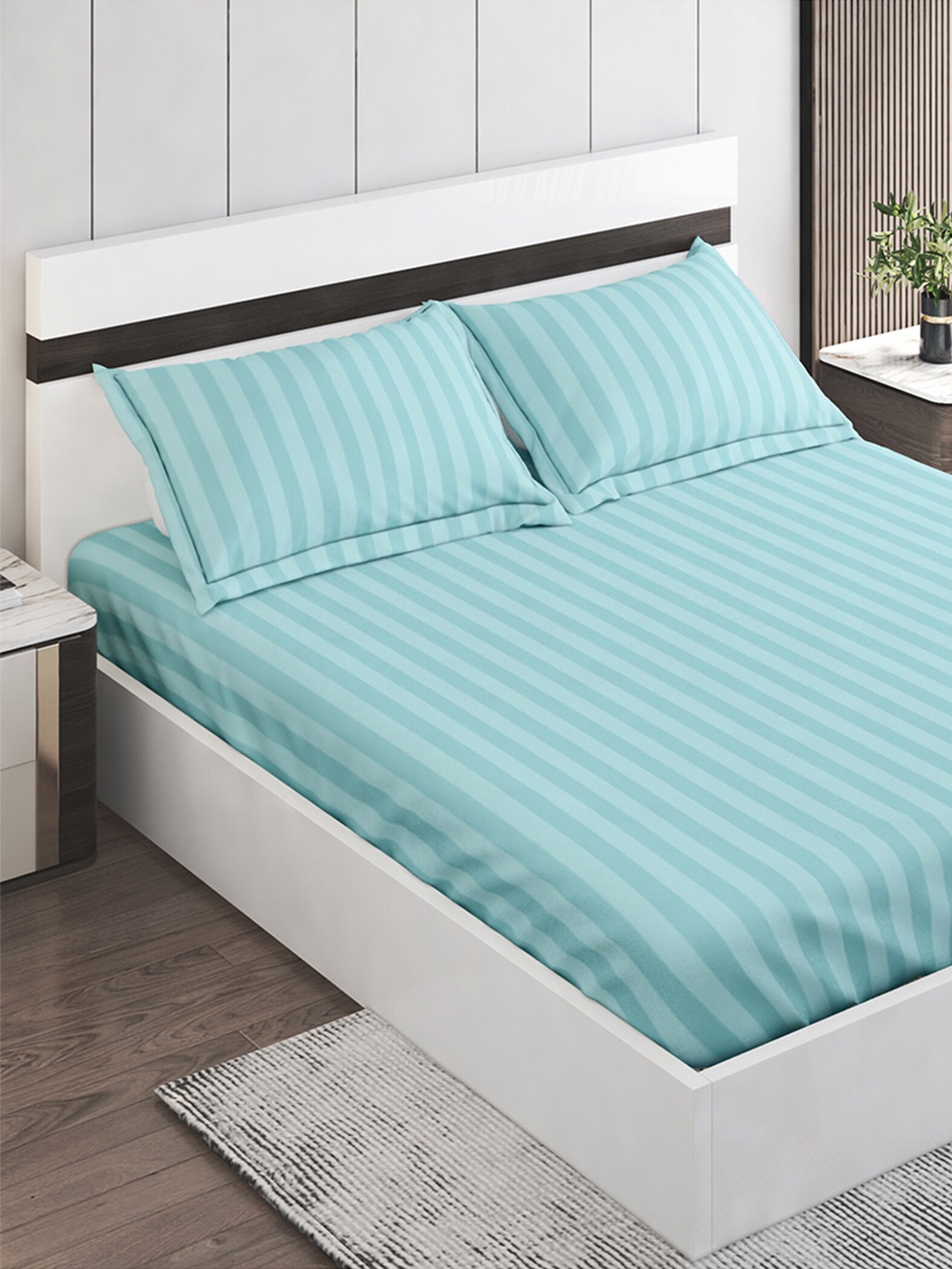

Home Centre Pacific Juniper Blue Striped 144 TC Queen Bedsheet With 2 Pillow Covers