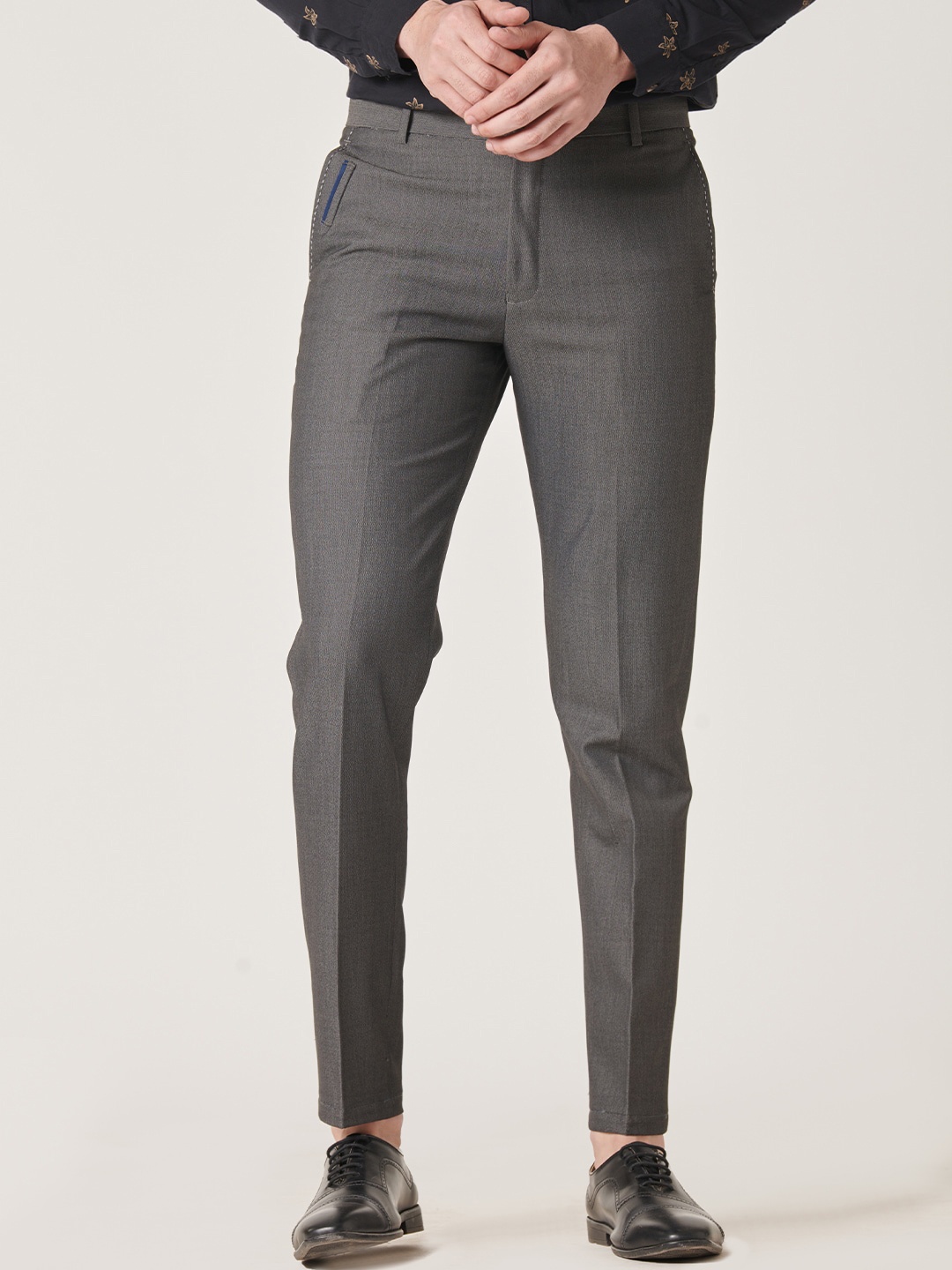 

MR BUTTON Men Mid-Rise Slim Fit Trousers, Grey