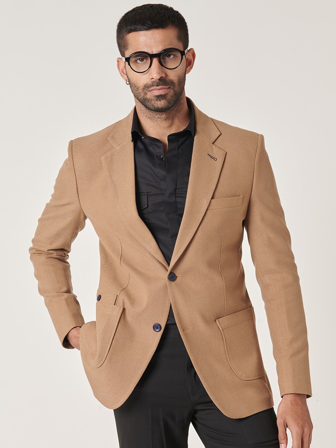 

MR BUTTON Men Slim Fit Single Breasted Blazer, Beige