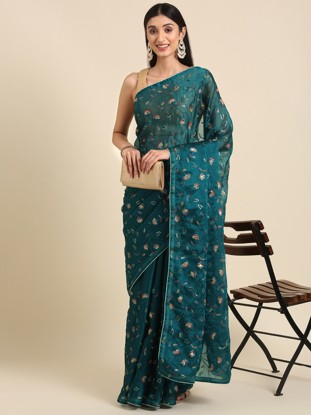 

Anouk Floral Embroidered Sequinned Saree, Blue