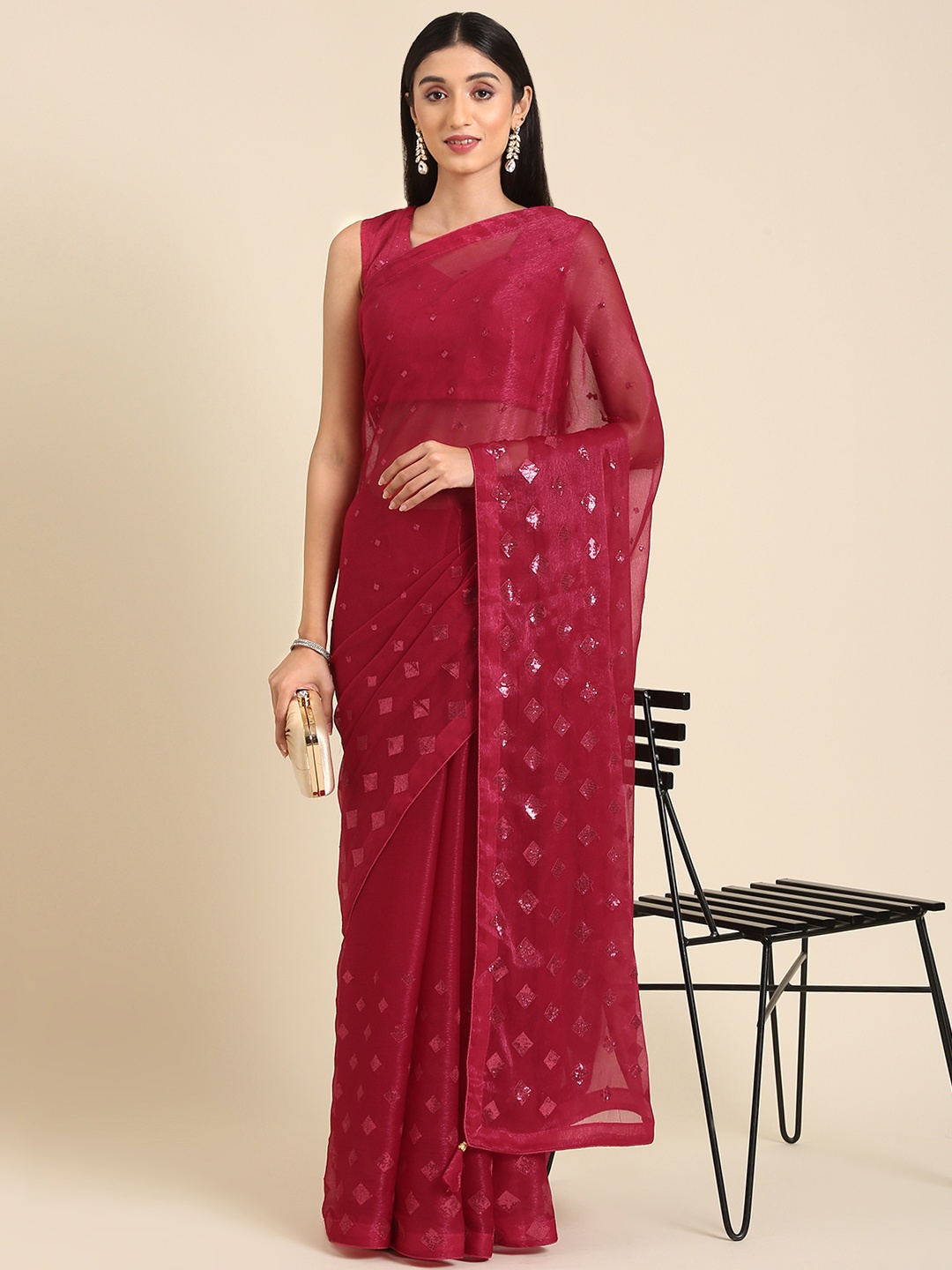 

Anouk Geometric Embroidered Sequinned Saree, Maroon