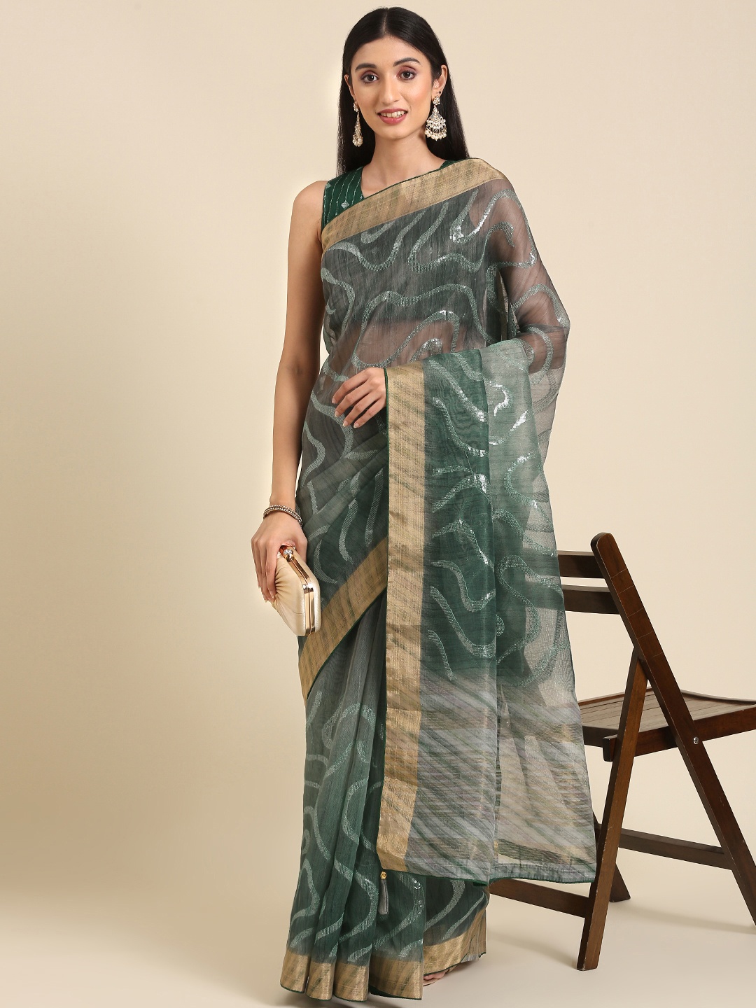 

Anouk Abstract Embroidered Sequinned Saree, Green