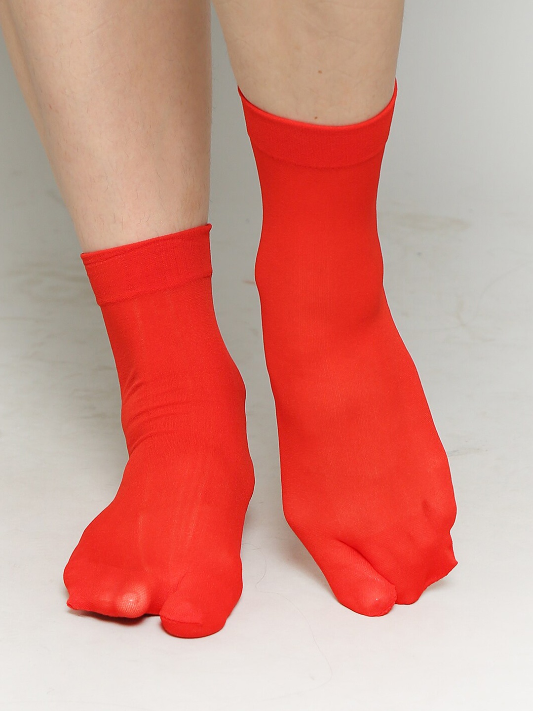 

COLOR STYLE Women Above Ankle Length Sheer Socks, Red
