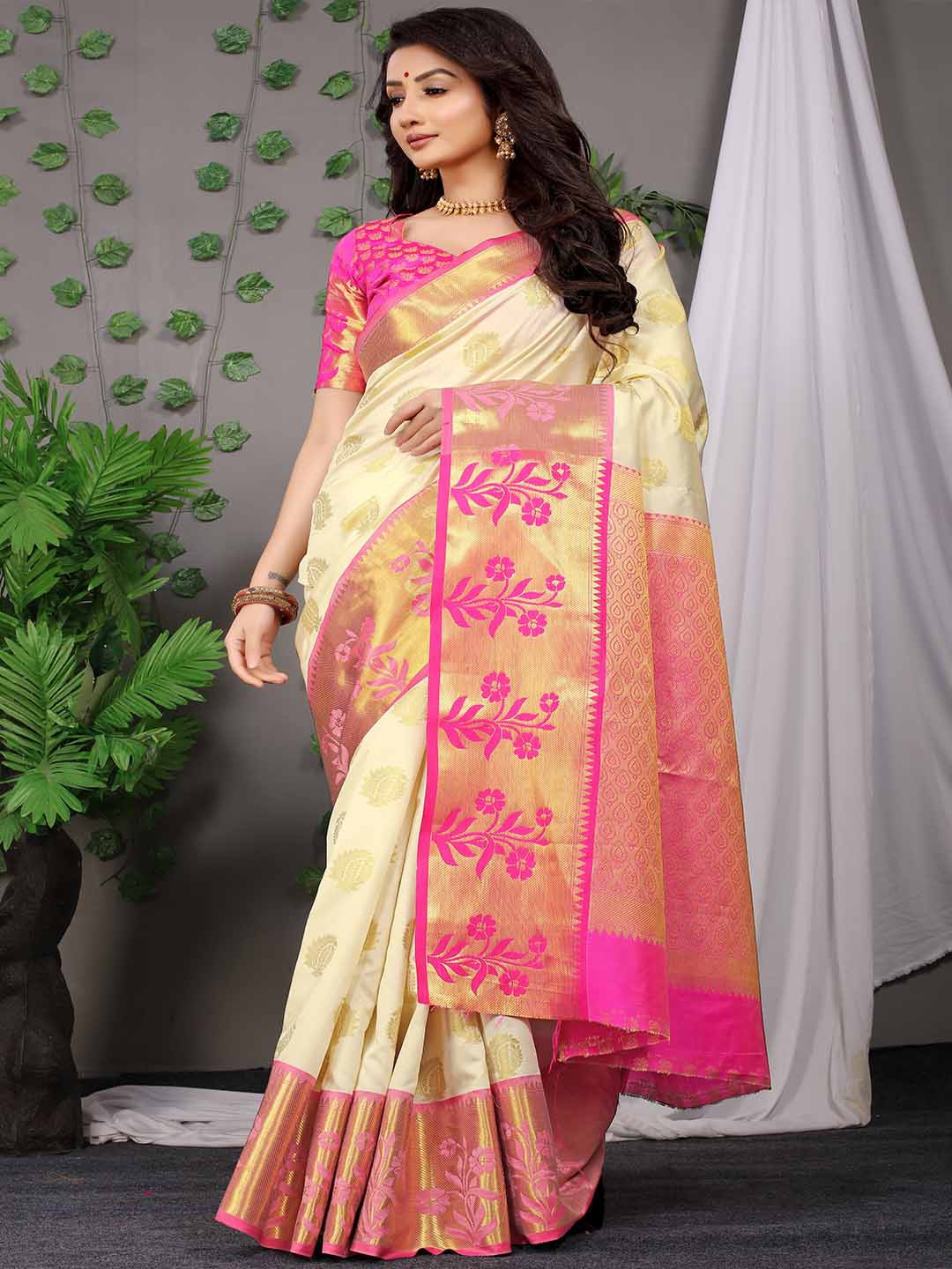 

Mitera Cream-Coloured & Pink Ethnic Motifs Woven Design Banarasi Saree