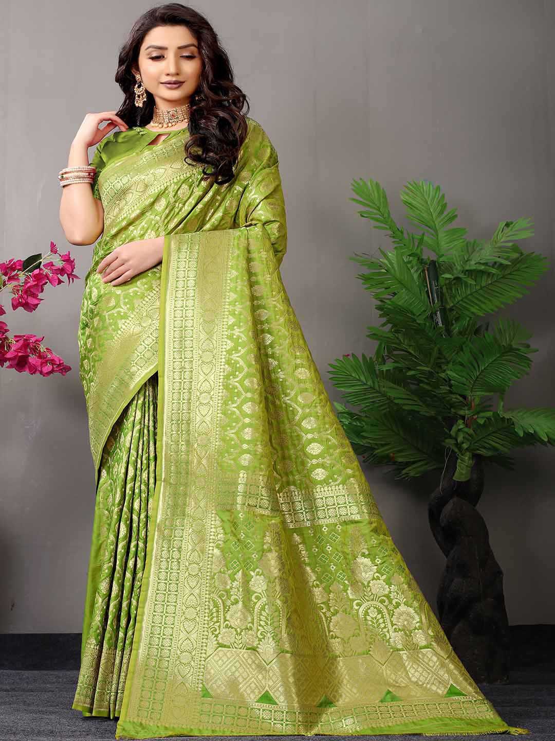 

Mitera Green & Gold-Toned Ethnic Motif Woven Design Saree