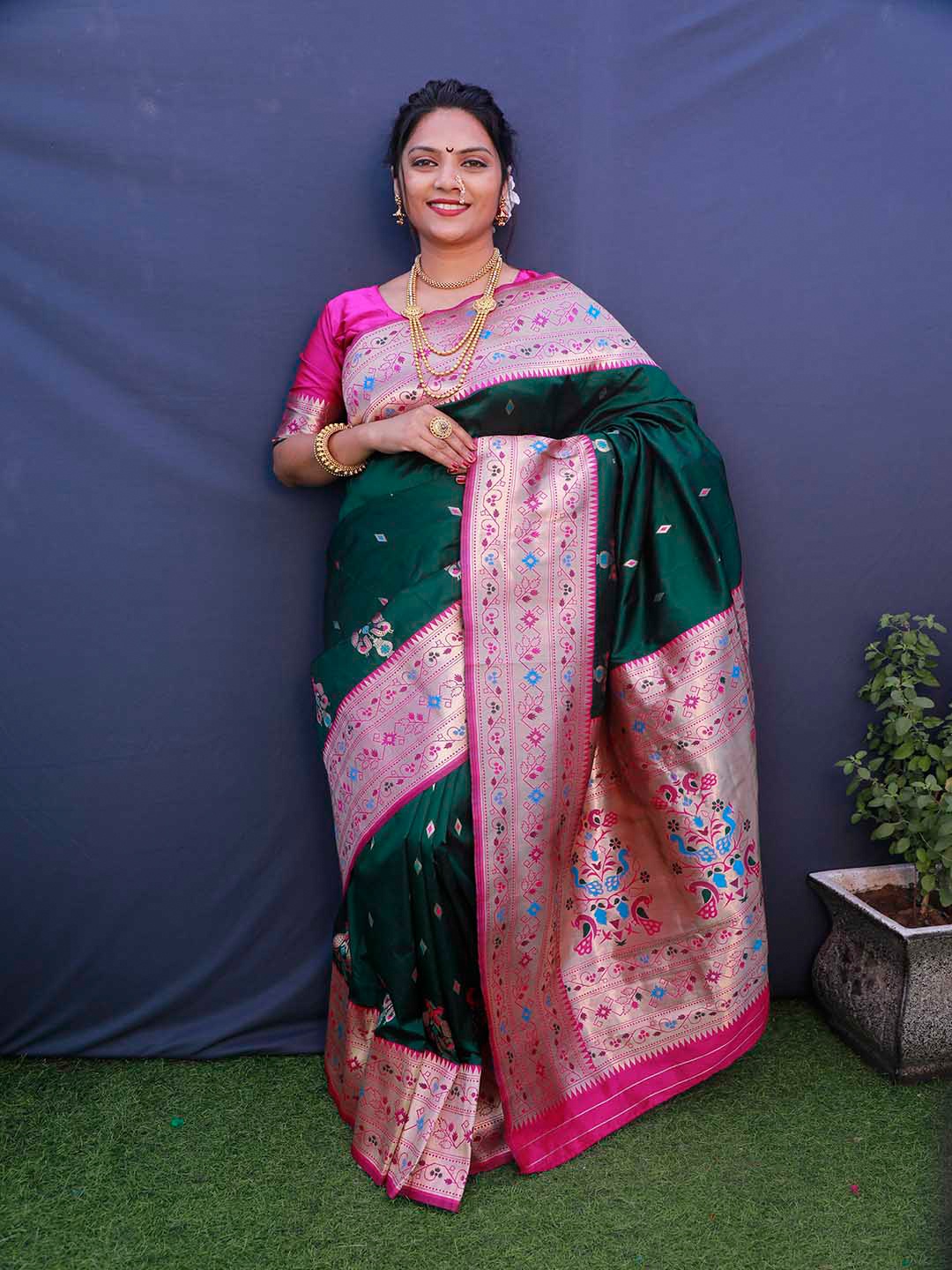 

Mitera Green & Silver-Toned Woven Design Zari Art Silk Saree