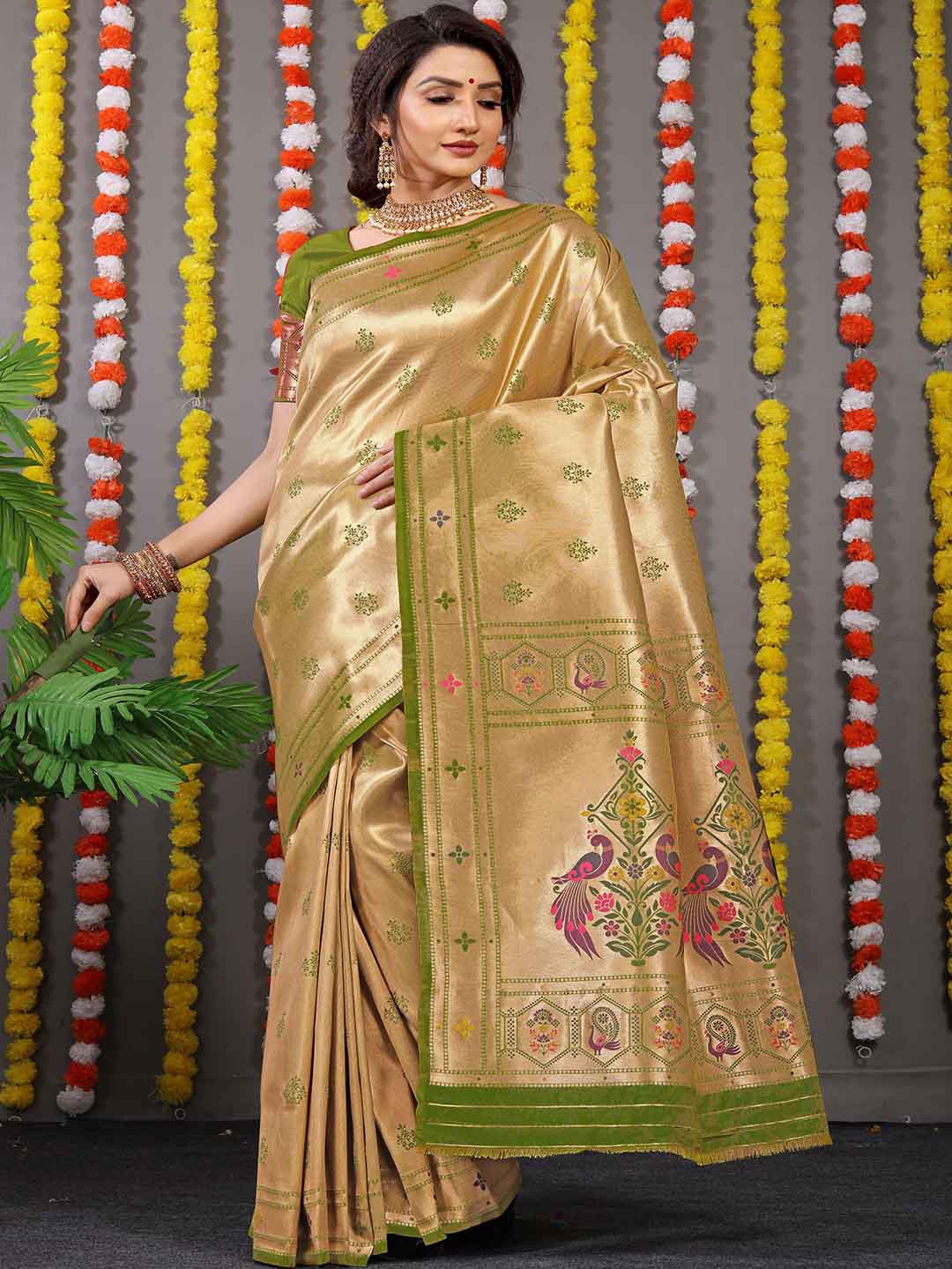 

Mitera Green & Gold-Toned Woven Design Zari Art Silk Saree