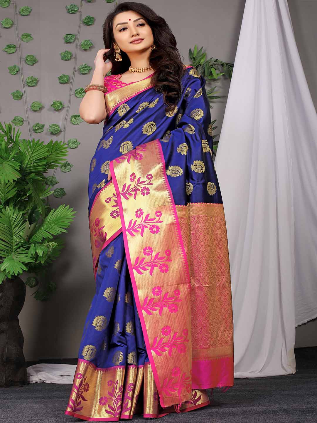 

Mitera Navy Blue Ethnic Motifs Woven Design Banarasi Silk Saree