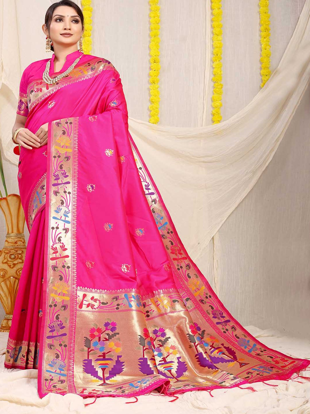 

Mitera Pink & Gold-Toned Ethnic Motifs Woven Design Zari Saree