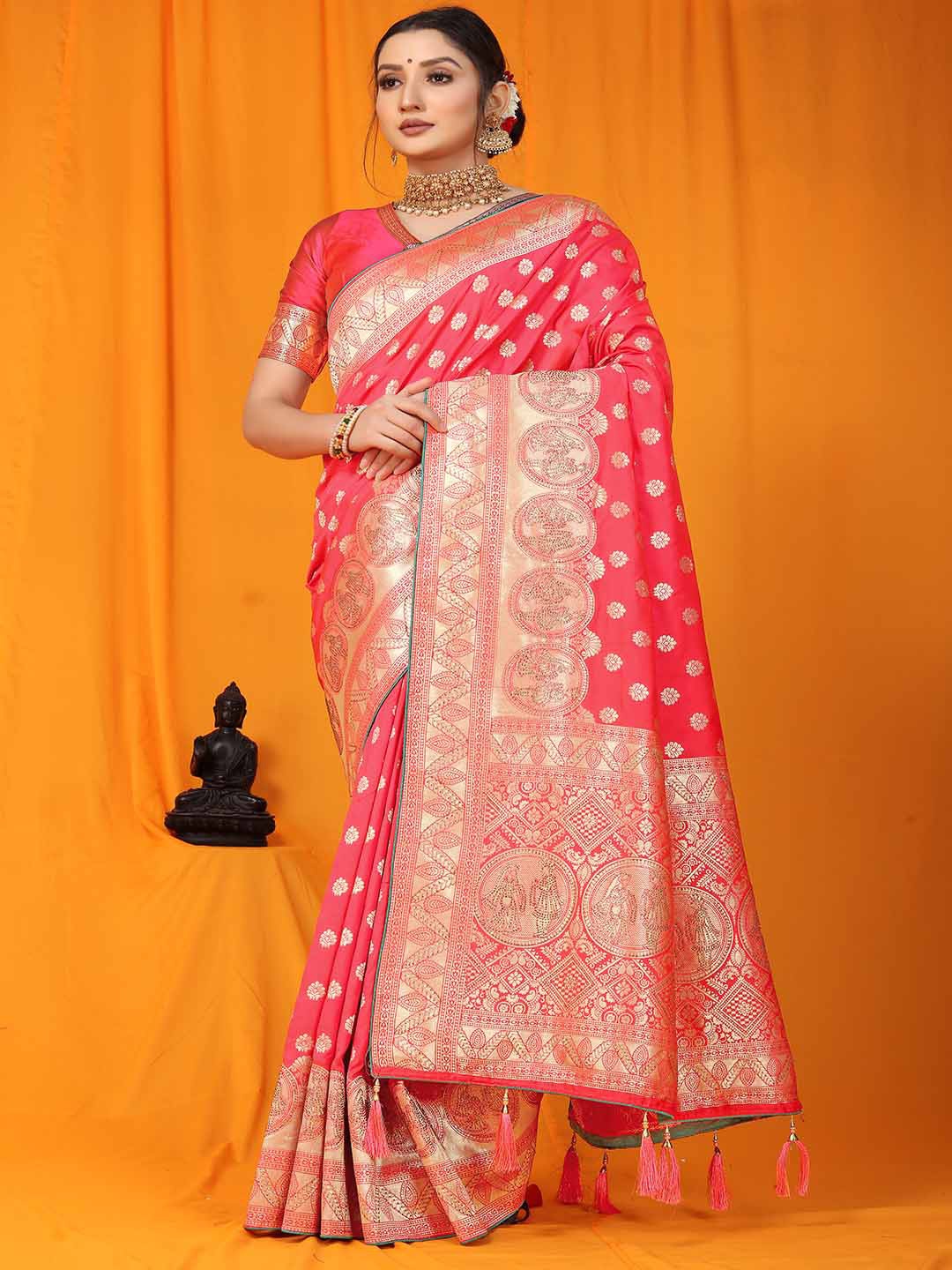 

Mitera Pink & Gold-Toned Ethnic Motifs Woven Design Zari Saree