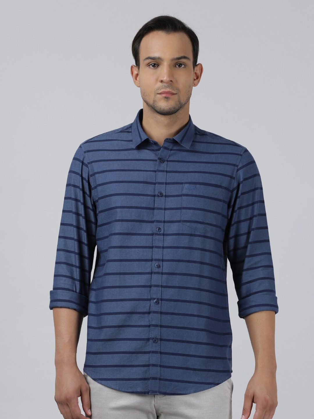 

Crocodile Men Striped Comfort Cotton Casual Shirt, Navy blue