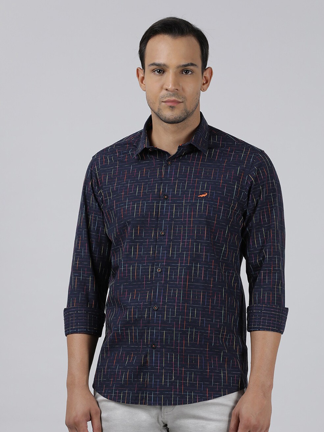 

Crocodile Checked Linen Cotton Casual Shirt, Navy blue