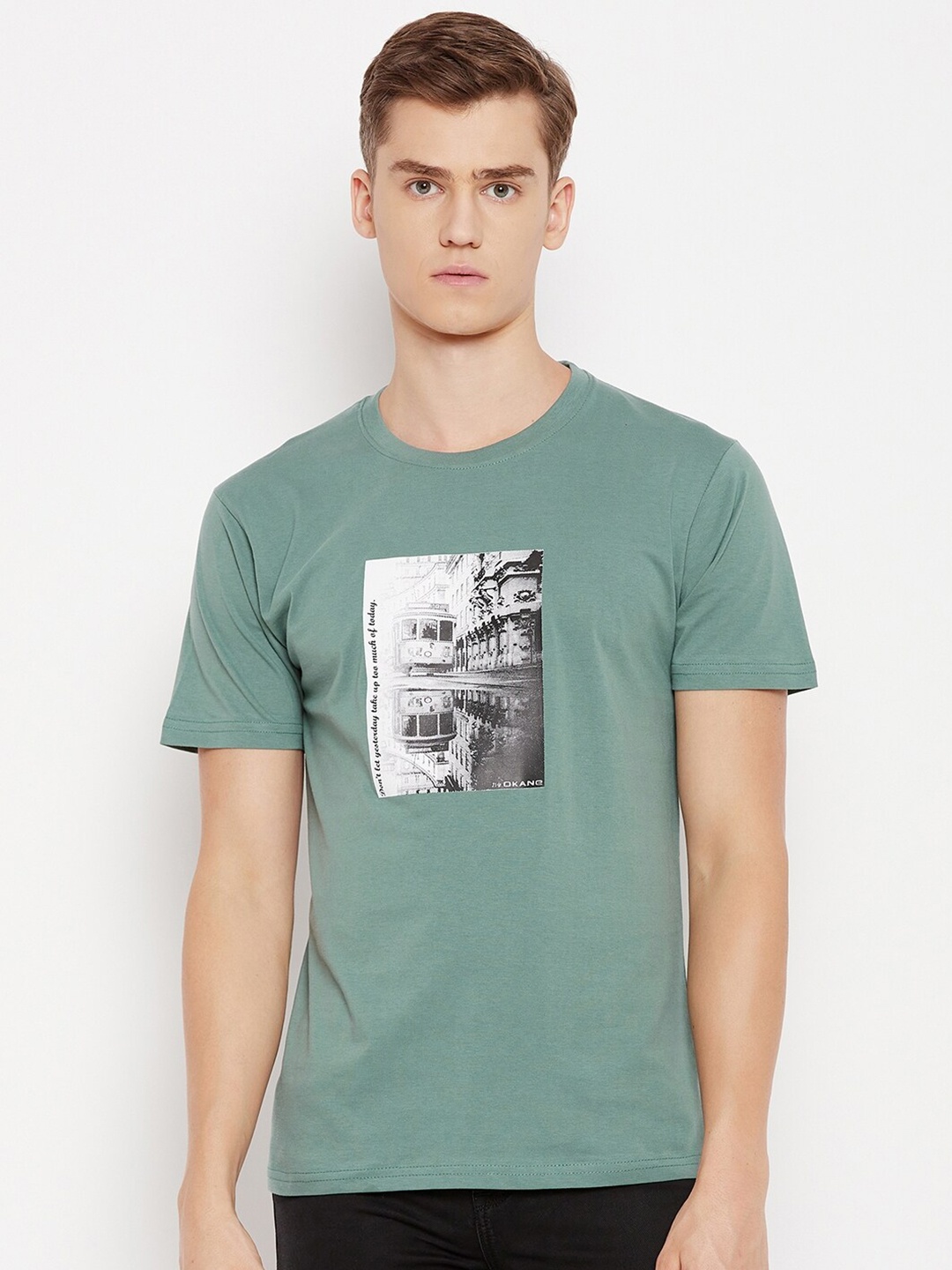 Okane Men Green Graphic Printed Regular Fit Cotton T-shirt